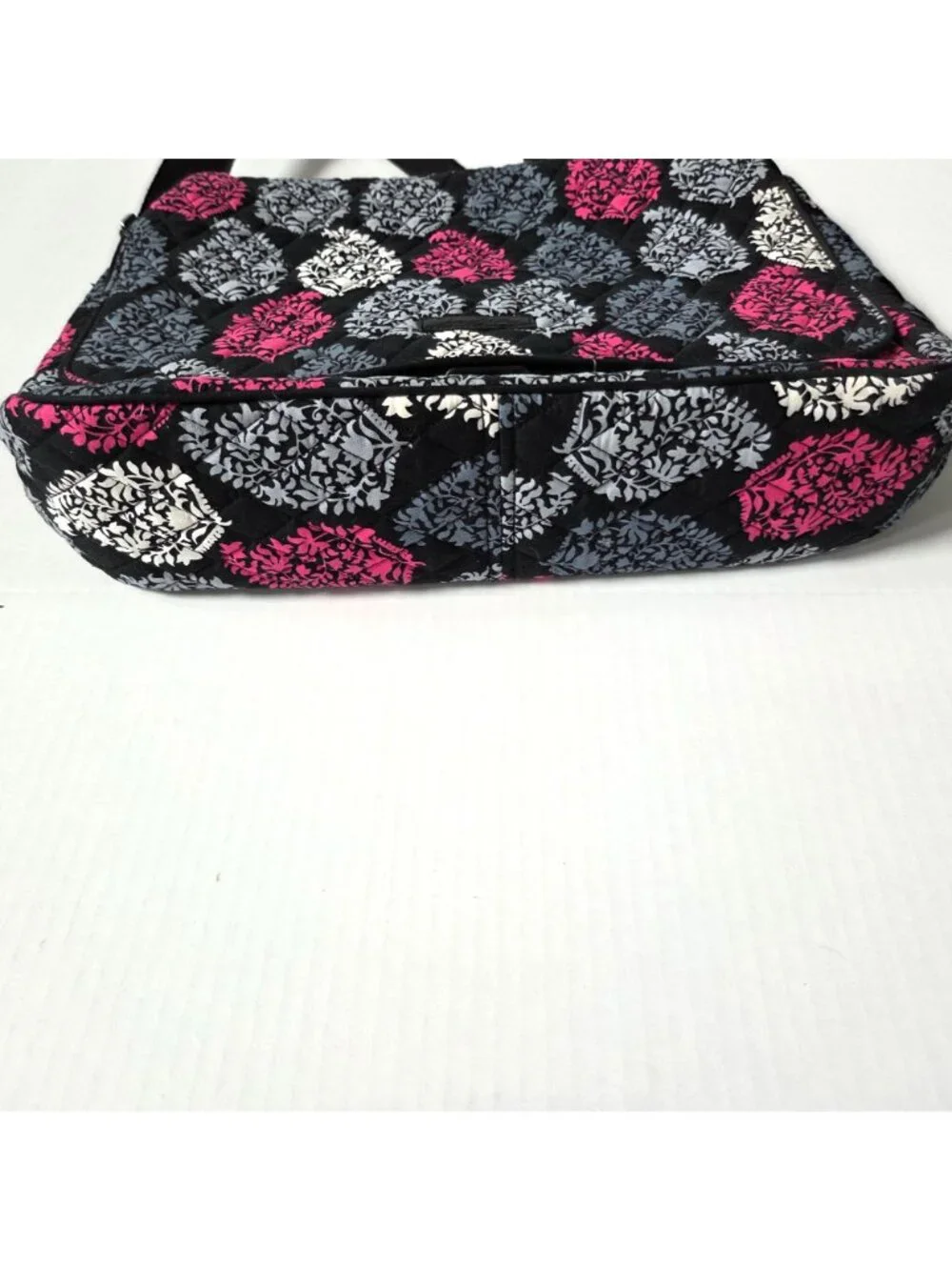 Vera Bradley Northern Lights Messenger Crossbody Laptop Book School Bag